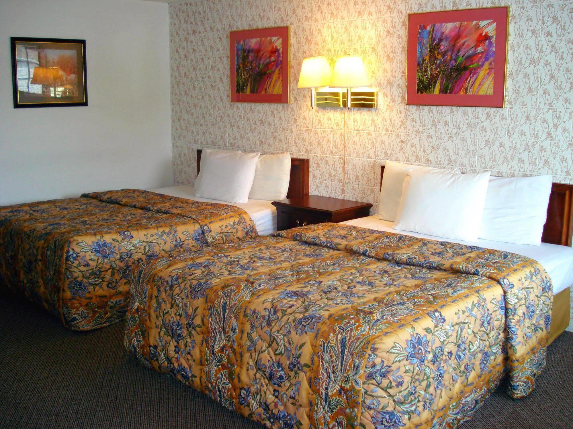 Guestlodge West Dennis Luaran gambar